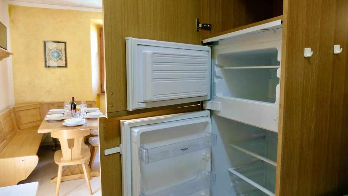 Casa Malpaga Tenna Ospitar Екстер'єр фото