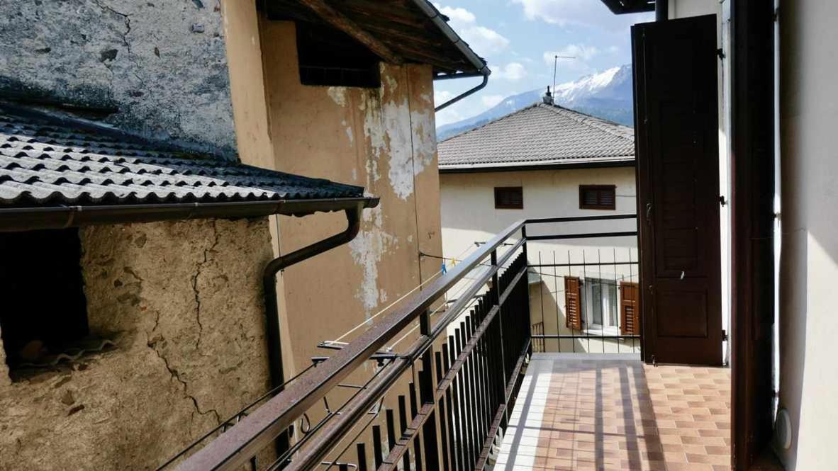 Casa Malpaga Tenna Ospitar Екстер'єр фото